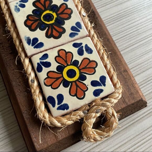 Mexican Ceramic Tile Wooden Cross - Picture 3 of 4